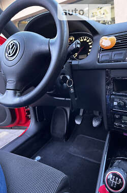 Хетчбек Volkswagen Golf 1998 в Львові