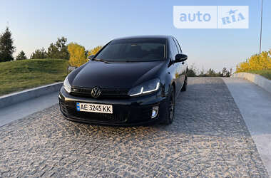 Хэтчбек Volkswagen Golf 2009 в Днепре