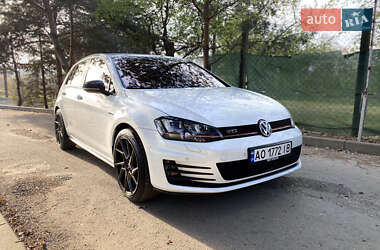 Volkswagen Golf 2016