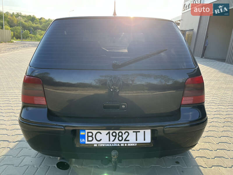 Хетчбек Volkswagen Golf 2000 в Львові