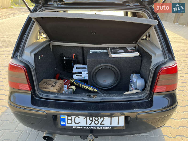 Хетчбек Volkswagen Golf 2000 в Львові