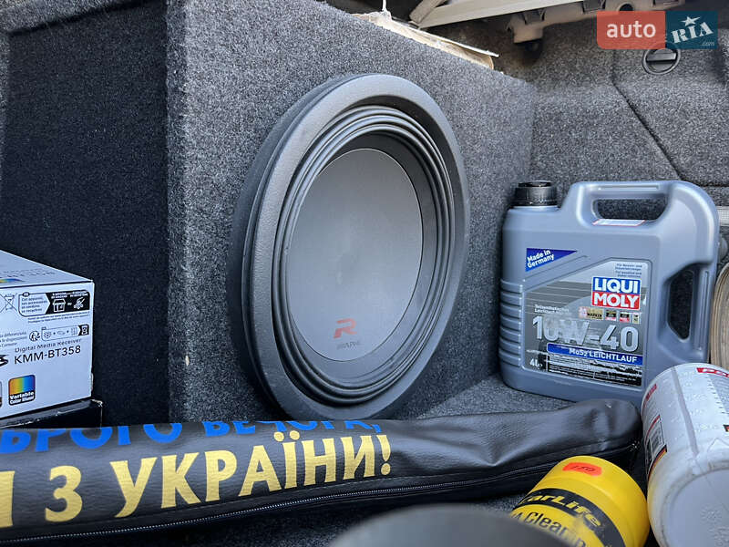 Хетчбек Volkswagen Golf 2000 в Львові