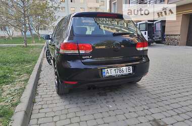 Хэтчбек Volkswagen Golf 2009 в Надворной