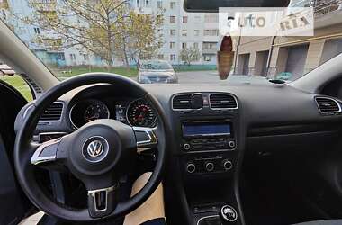 Хэтчбек Volkswagen Golf 2009 в Надворной