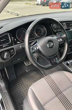 Універсал Volkswagen Golf 2016 в 
