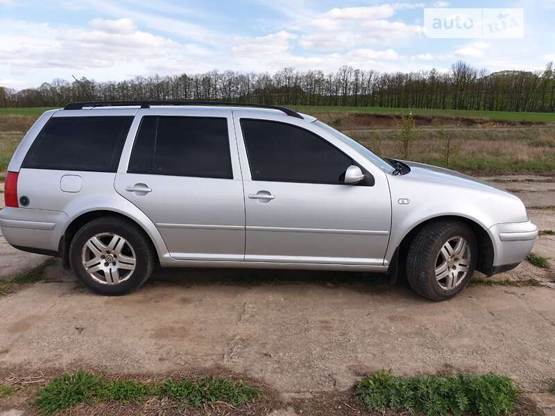 Универсал Volkswagen Golf 2005 в Харькове