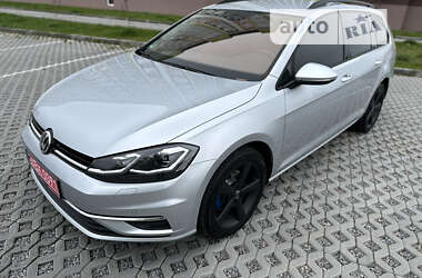 Универсал Volkswagen Golf 2020 в Полтаве