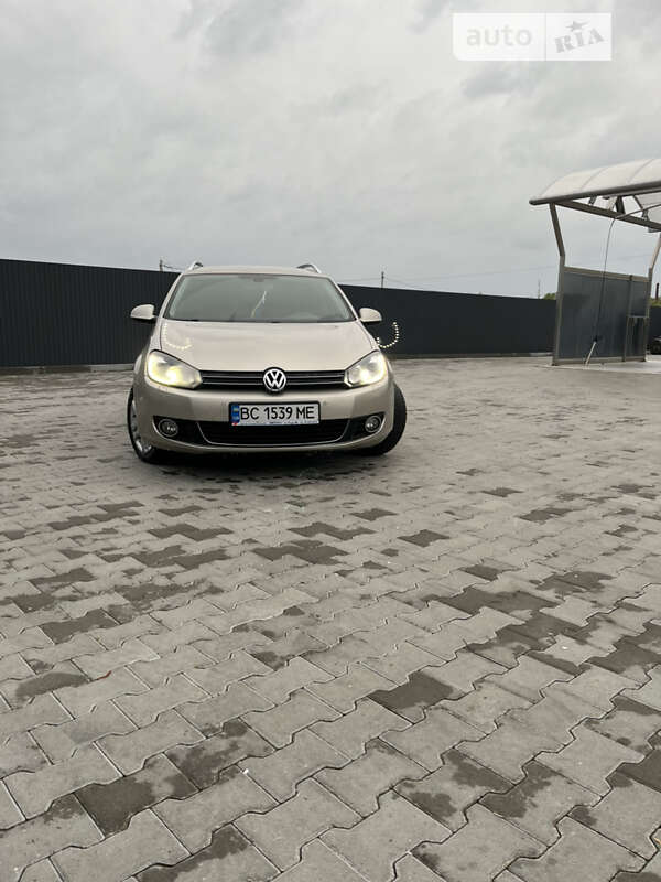 Универсал Volkswagen Golf 2012 в Летичеве