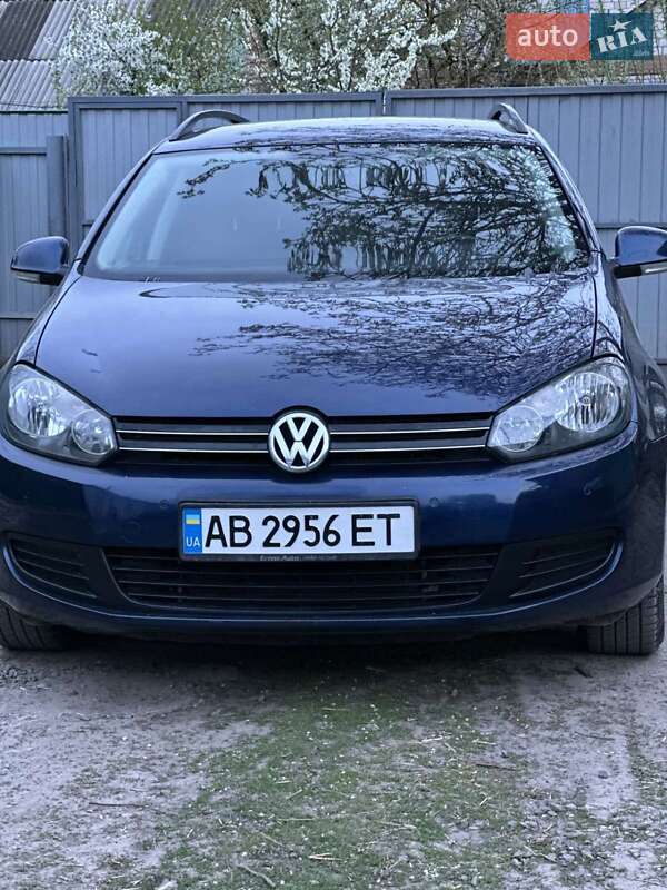 Універсал Volkswagen Golf 2010 в Козятині