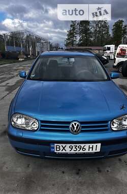 Хэтчбек Volkswagen Golf 2003 в Шепетовке