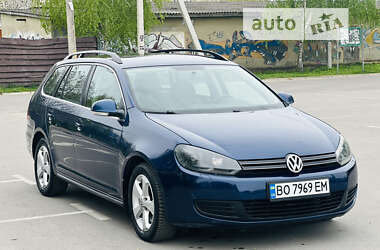 Універсал Volkswagen Golf 2010 в Здолбуніві