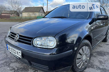 Хэтчбек Volkswagen Golf 1999 в Тыврове