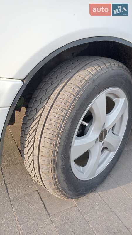 Хетчбек Volkswagen Golf 1997 в Львові