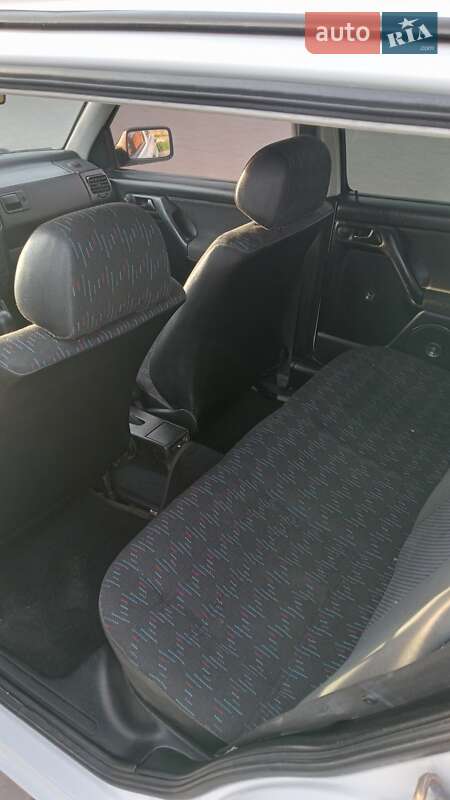 Хетчбек Volkswagen Golf 1997 в Львові