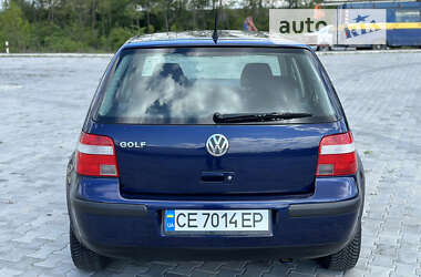 Хэтчбек Volkswagen Golf 2003 в Черновцах
