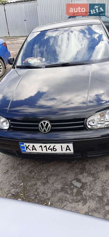 Хэтчбек Volkswagen Golf 1998 в Киеве