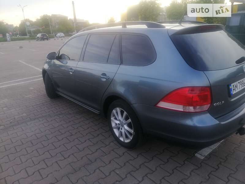 Универсал Volkswagen Golf 2008 в Житомире