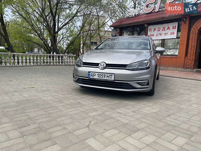Універсал Volkswagen Golf 2017 в Запоріжжі