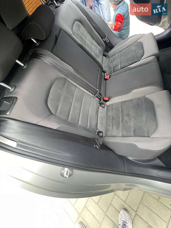 Універсал Volkswagen Golf 2017 в Запоріжжі