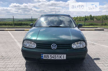 Хетчбек Volkswagen Golf 2000 в Летичіві