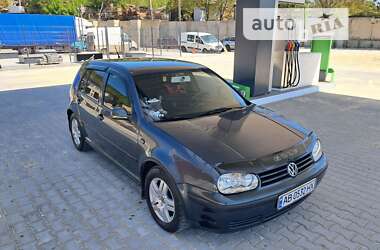 Хэтчбек Volkswagen Golf 1999 в Могилев-Подольске