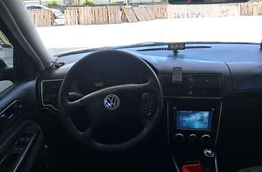 Хэтчбек Volkswagen Golf 1999 в Могилев-Подольске