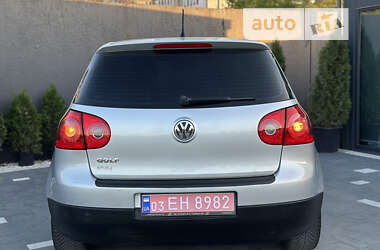 Хэтчбек Volkswagen Golf 2008 в Дрогобыче