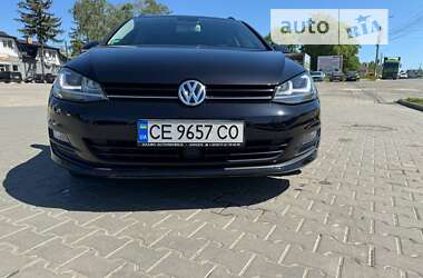 Универсал Volkswagen Golf 2015 в Черновцах
