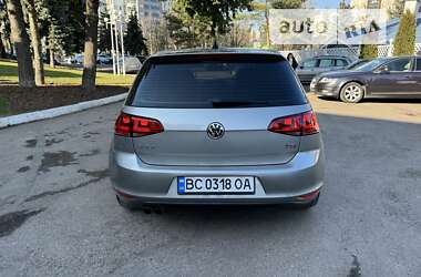 Хэтчбек Volkswagen Golf 2014 в Ровно