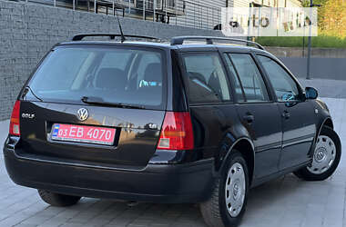 Універсал Volkswagen Golf 2002 в Луцьку