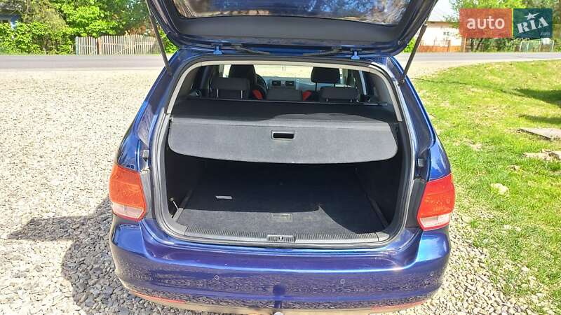 Универсал Volkswagen Golf 2008 в Кутах