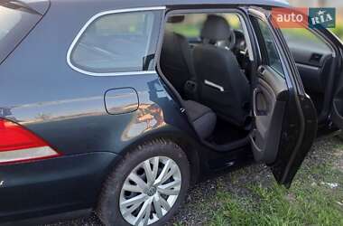 Универсал Volkswagen Golf 2009 в 