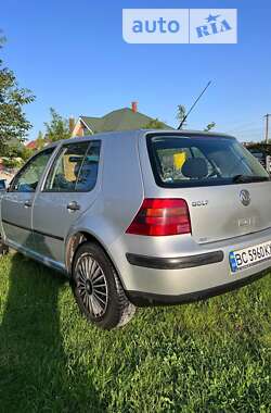 Хетчбек Volkswagen Golf 2000 в Радехові