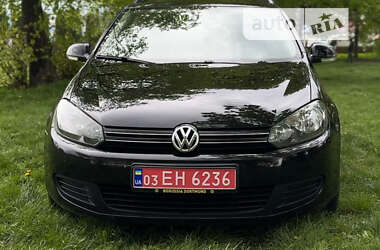 Універсал Volkswagen Golf 2010 в Луцьку