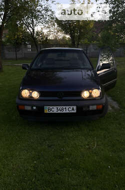 Хэтчбек Volkswagen Golf 1993 в Львове