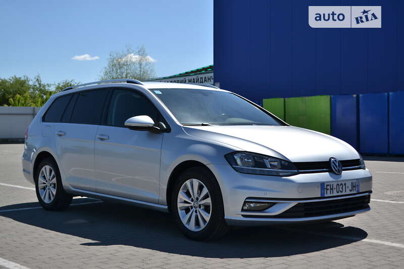 Універсал Volkswagen Golf 2019 в Дубні