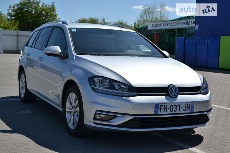 Універсал Volkswagen Golf 2019 в Дубні