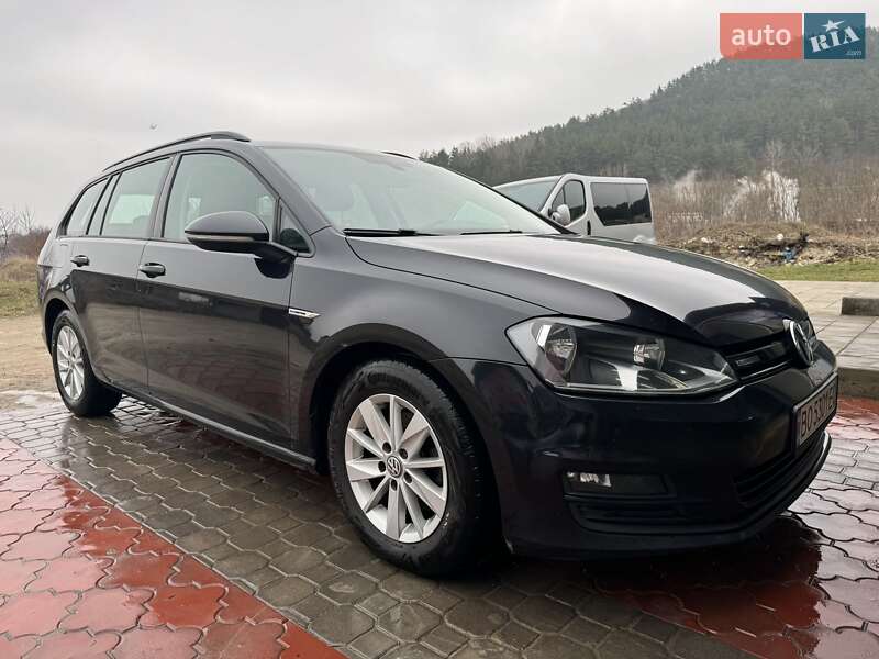 Универсал Volkswagen Golf 2014 в Кременце