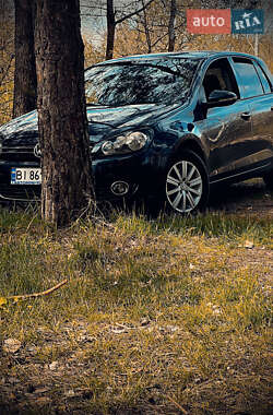 Хэтчбек Volkswagen Golf 2011 в Полтаве