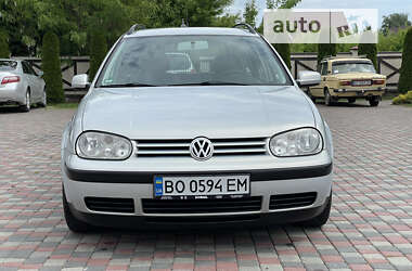 Универсал Volkswagen Golf 2000 в Черновцах