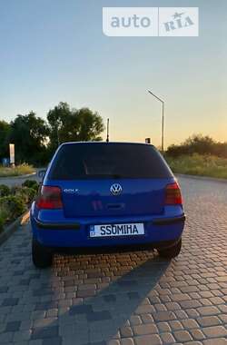 Хетчбек Volkswagen Golf 1999 в Береговому