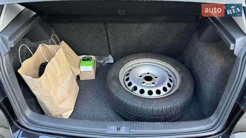 Хэтчбек Volkswagen Golf 2007 в Луцке фото 12 Хэтчбек Volkswagen Golf 2007 в Луцке