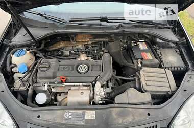 Хетчбек Volkswagen Golf 2008 в Києві