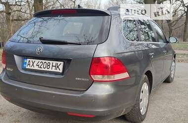 Универсал Volkswagen Golf 2009 в Киеве