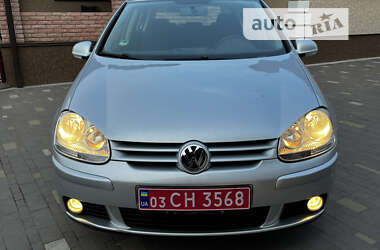 Хэтчбек Volkswagen Golf 2007 в Калуше