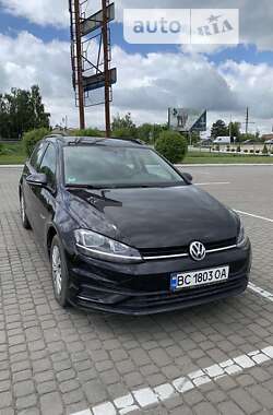 Универсал Volkswagen Golf 2018 в Львове