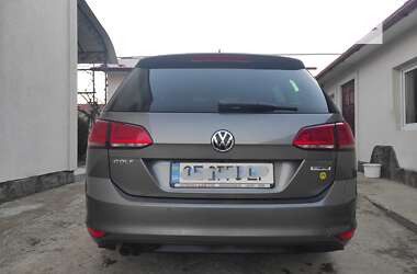 Универсал Volkswagen Golf 2014 в Черновцах