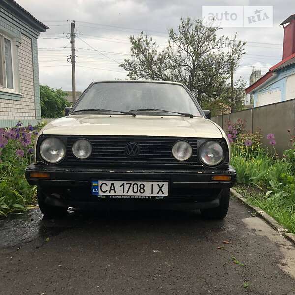 Хэтчбек Volkswagen Golf 1986 в Тальном