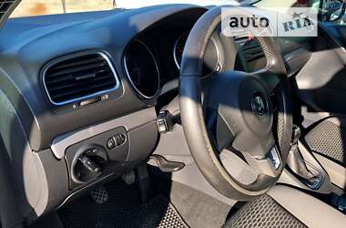 Хетчбек Volkswagen Golf 2010 в Львові