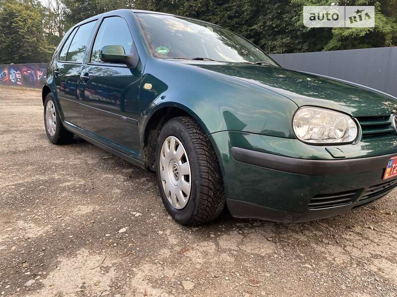 Хетчбек Volkswagen Golf 1999 в Івано-Франківську